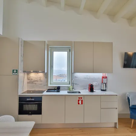 Martires Sweet Apts By Portocityhosts Πόρτο