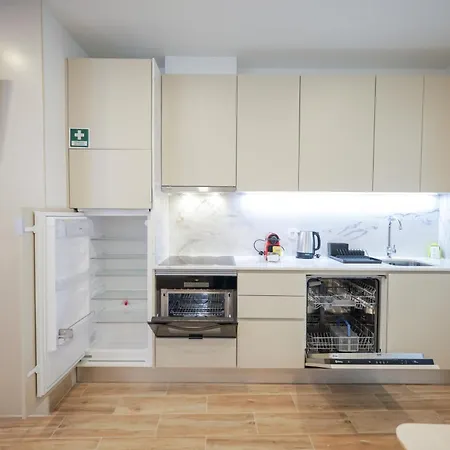 Martires Sweet Apts By Portocityhosts *